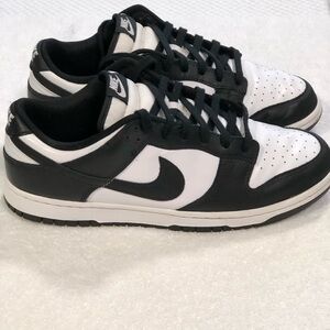 Nike Black and White Sneakers